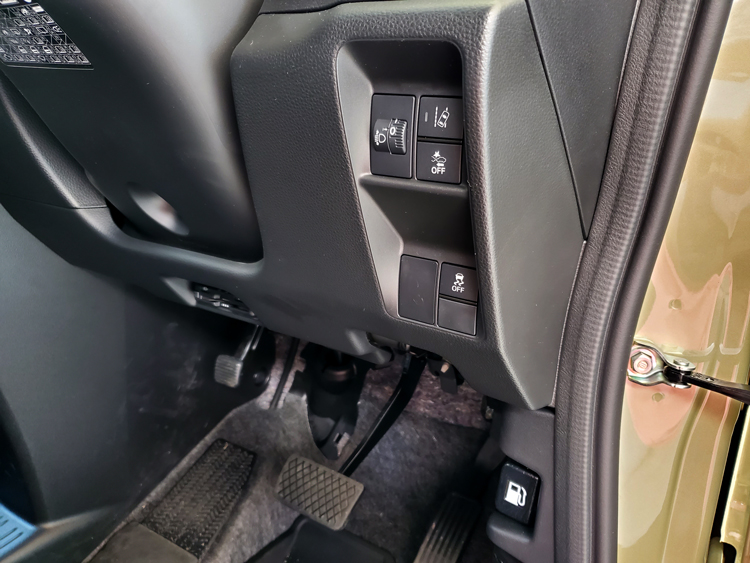 簡単 N Vanにusb増設してみた あっという間に作業完了 Honda 軽van Van Life Usbポート 低背ヒューズ Green World 簡単 N Vanにusb増設してみた あっという間に作業完了 Honda 軽van Van Life Usbポート 低背ヒューズ Green World